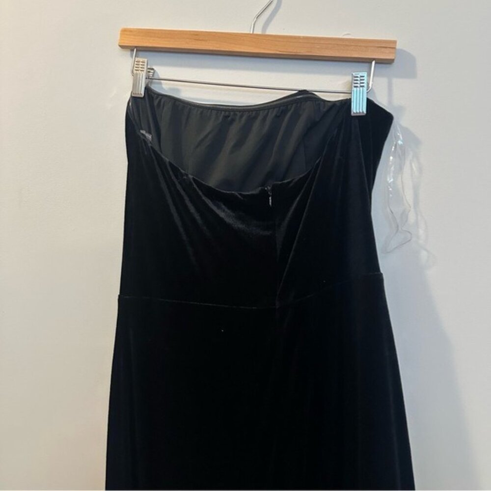 Fashion Nova Stella Velvet Black Elegant Black Off-Shoulder Evening Gown Size 1X - Picture 8 of 15